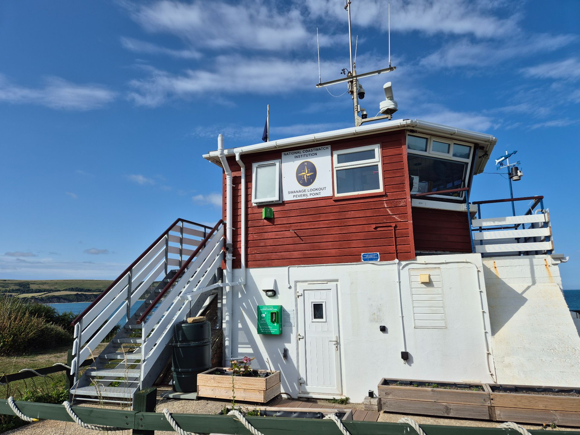 Coastguard lookout - Peveril Point.jpg
